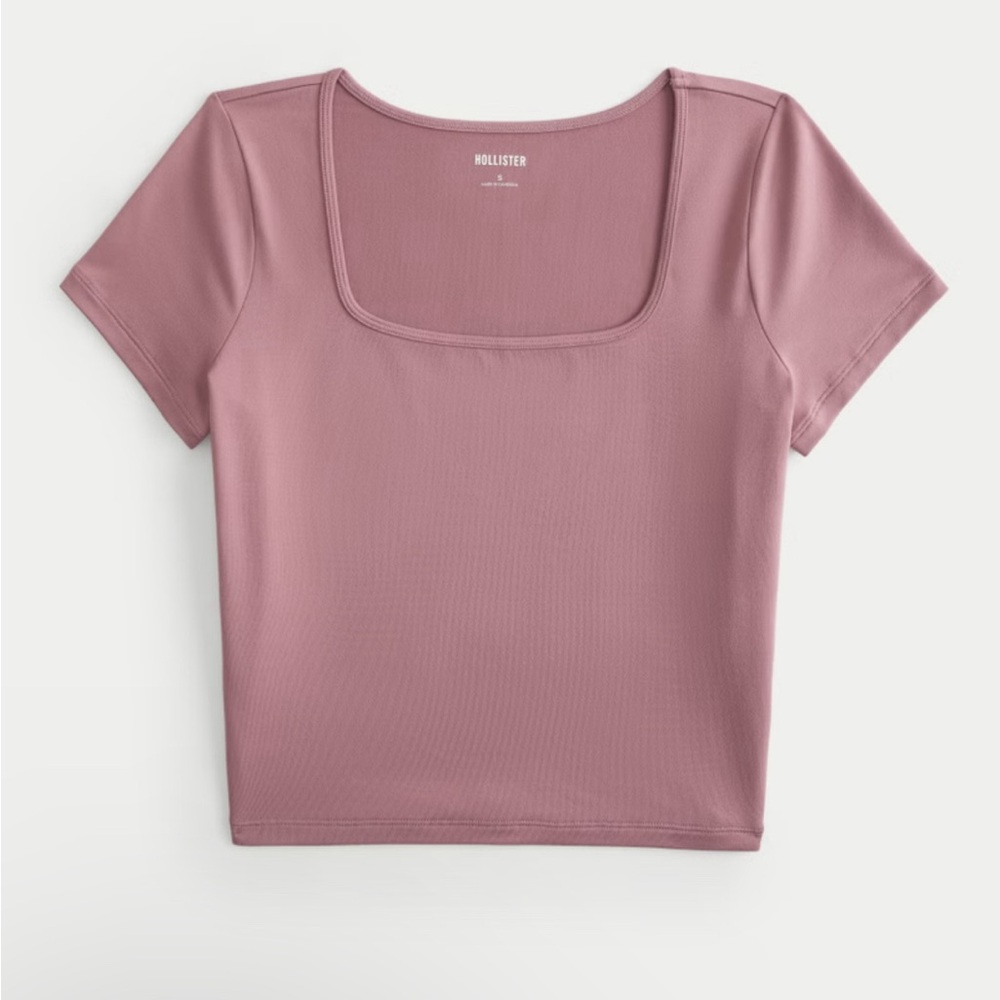 HOLLISTER SOFT STRETCH SEAMLESS FABRIC SQUARE NECK BABY TEE, size S